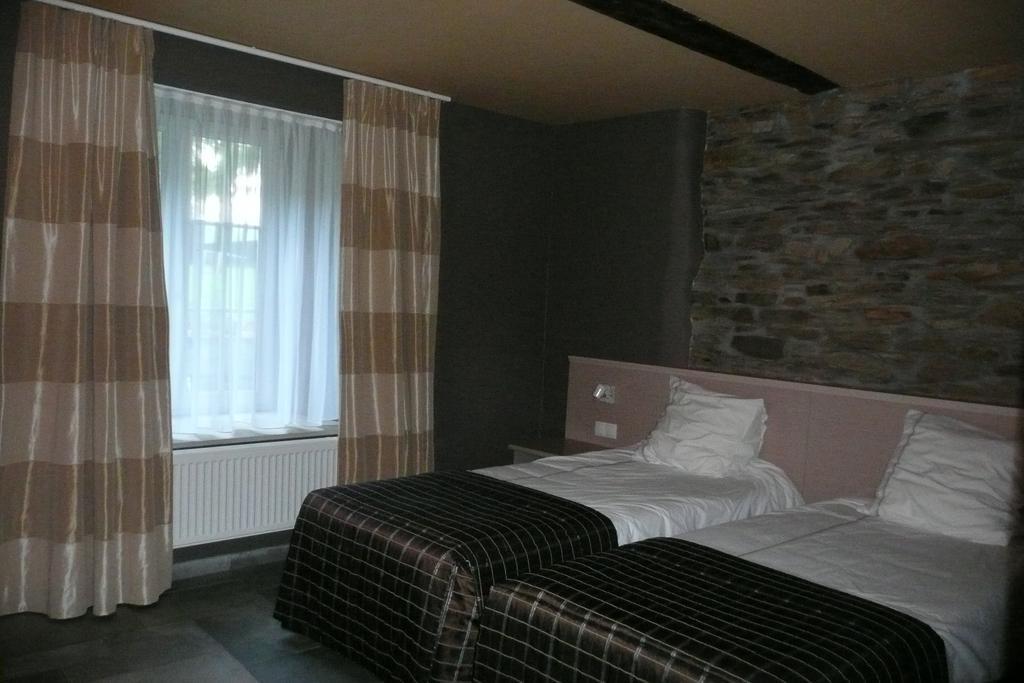 Auberge De Lavacherie Sainte-Ode Eksteriør billede